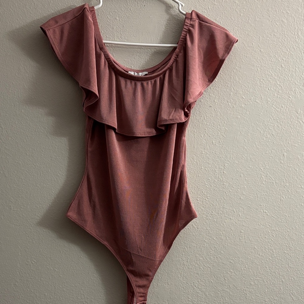 Ruffle Collar Bodysuit